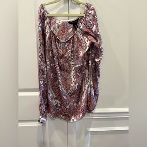 5/$10 White House Black market paisley long sleeve shirt size XS